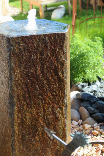 Wasserspiel SET Quellstein Monolith 100cm mit Quellschale Basalt Gartenbrunnen