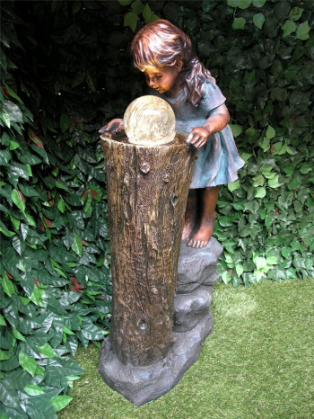 Gartenbrunnen Die Zauberin 83cm Polystone Wasserspiel inkl. dreh. Glaskugel
