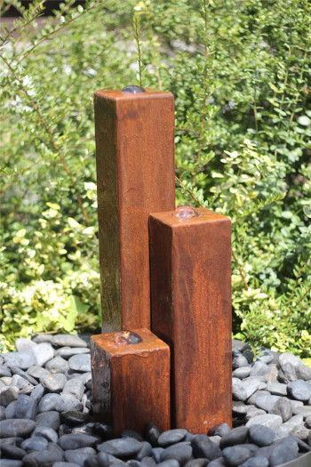 Cortenstahl Säulen Trio 60cm Metallbrunnen Springbrunnen Edelrost Komplettset