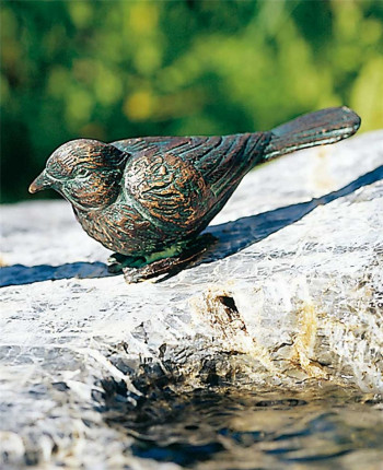 Bronzefigur Vogel nach unten schauend L12cm Bronze Gartenfigur Rottenecker