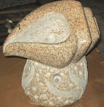 Quellstein Skulptur Muschel L45cm Granit Gartenbrunnen Springbrunnen