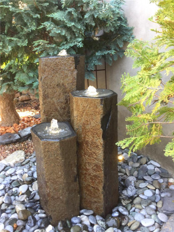 Quellstein Basalt Säulen Trio 100cm mit Quellschalen Gartenbrunnen Springbrunnen