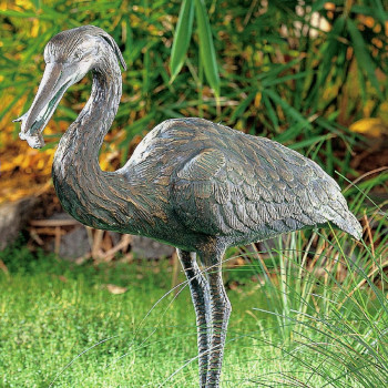 Bronzefigur Graureiher 60cm mit Fisch Bronze Fischreiher Gartenfigur Rottenecker
