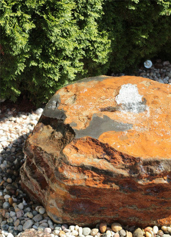 VERKAUFT! Quellstein Basalt L90cm Gartenbrunnen Springbrunnen Komplettset