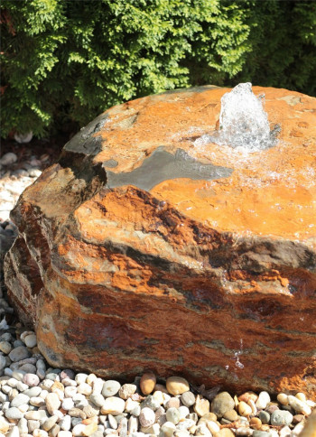VERKAUFT! Quellstein Basalt L90cm Gartenbrunnen Springbrunnen Komplettset