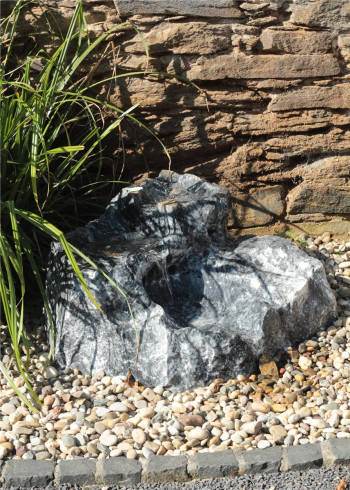 VERKAUFT! Quellstein Bachlauf Marmor anthrazit L70cm mit Quellschalen Gartenbrunnen Springbrunnen
