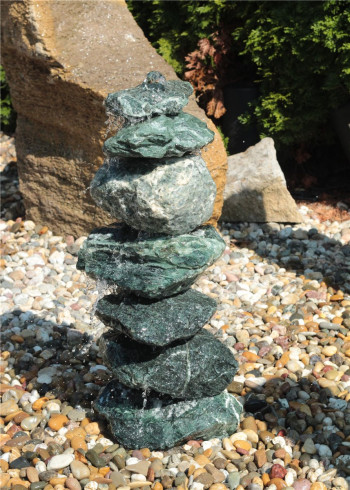 Quellstein Kaskaden 66cm Marmor Steinturm Gartenbrunnen Springbrunnen Komplettset