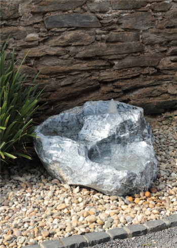 VERKAUFT! Quellstein Bachlauf Marmor anthrazit L90cm mit Quellschalen Gartenbrunnen Springbrunnen