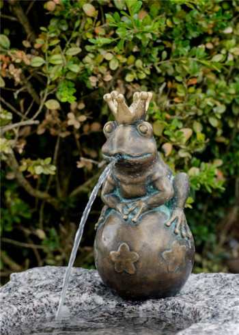 Bronzefigur Froschkönig Leopold 20cm Bronze Gartenfigur Wasserspeier Rottenecker