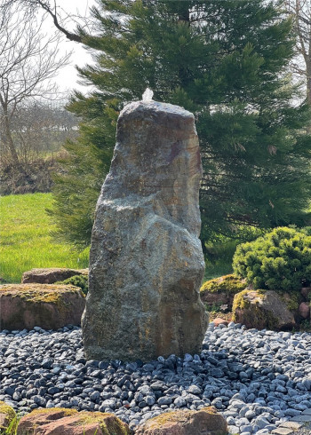 Quellstein Monolith Regenbogen Porphyr 165cm Gartenbrunnen Springbrunnen Komplettset