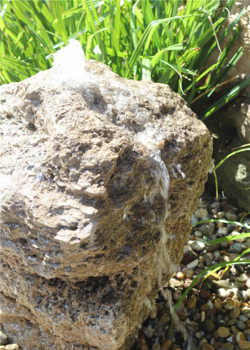 VERKAUFT! Quellstein Muschelkalk 66cm Naturstein Gartenbrunnen Springbrunnen Komplettset