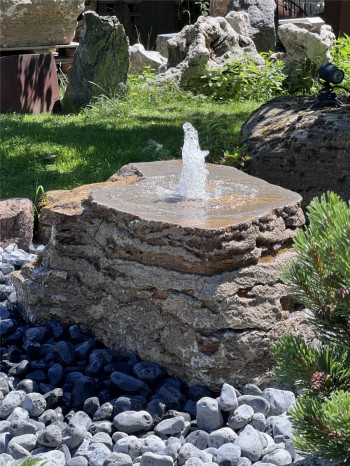 Quellstein Muschelkalk L80cm mit Quellschale flach Gartenbrunnen Springbrunnen Komplettset