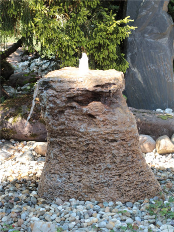 Quellstein Muschelkalk 70cm Naturstein Gartenbrunnen Springbrunnen Komplettset