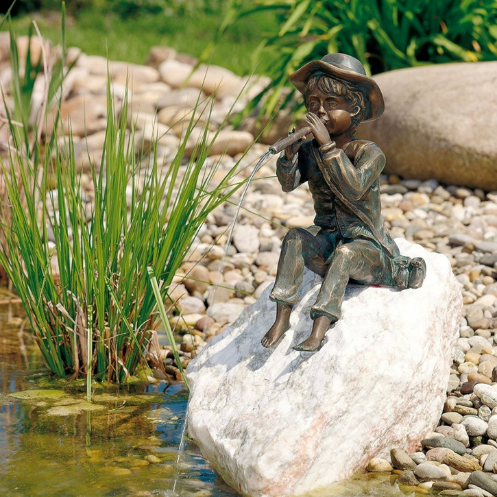 Wasserspeier Flötenspieler Toni 32cm Bronze Gartenfigur Teichfigur Rottenecker