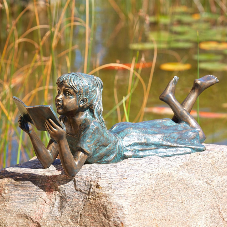 Bronzefigur Mädchen Lara die Leseratte L73cm Bronze Gartenfigur von Rottenecker