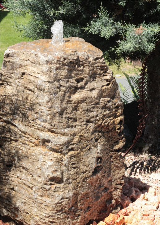 VERKAUFT! Quellstein Muschelkalk 95cm Naturstein Gartenbrunnen Springbrunnen Komplettset