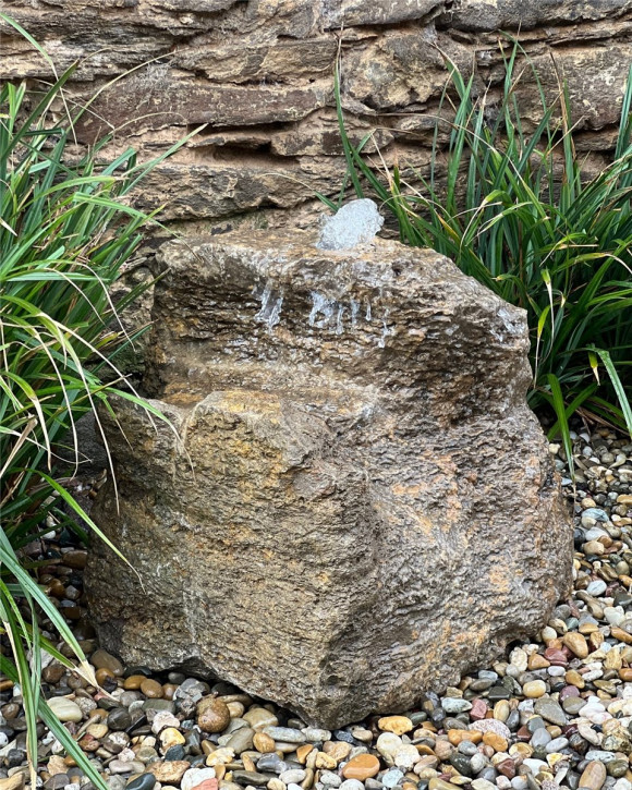VERKAUFT! Quellstein Muschelkalk 50cm Naturstein Gartenbrunnen Springbrunnen Komplettset