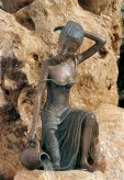 Mädchen Letizia 47cm Gartenfigur als Wasserspiel Bronze Wasserspeier Rottenecker