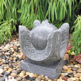 Wasserspiel Guan 45cm Granit anthrazit Gartenbrunnen Springbrunnen