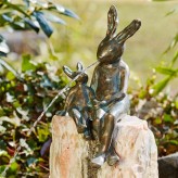 Bronzefigur Hasenpaar sitzend 34cm Bronze Gartenfigur Wasserspeier Rottenecker
